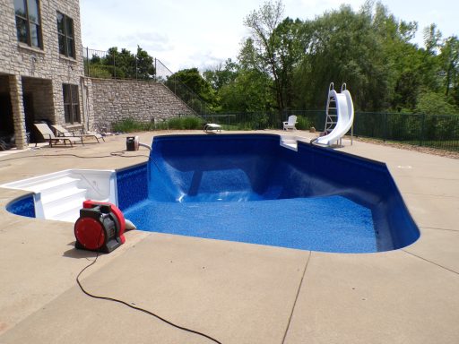 Pool Liner replacement before and after